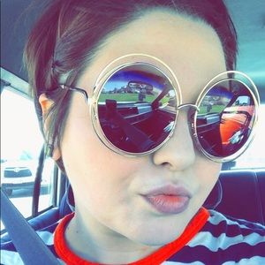 Meet your Posher, Audrey